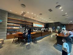 -星巴克臻选(广州高德置地秋广场店)
