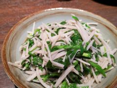 韭菜炒藕丝-扬州狮子楼·非遗淮扬菜(总店)