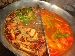 台式麻辣鸳鸯锅-湊湊火锅·茶憩(皇姑万象汇店)