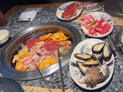 -阪尚皇·原切牛排·烤肉火锅自助(北京路店)