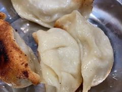 -黄阿姨锅贴大王(万航渡路店)