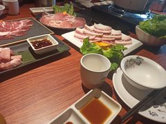 -山之屋炭火烧肉·生啤畅饮(大朗万科中央公园店)