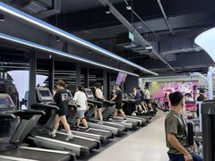 -超鹿运动(五四路恒力城店)