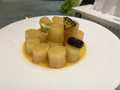 -浦東饭店(育才街怀特国际商城店)