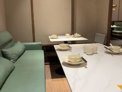 -楚山晓·湖北菜(武汉光谷K11店)