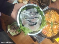 -黔有有贵州酸汤夺夺粉火锅(五味十字店)