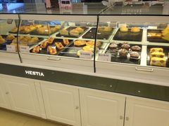 面包甜点陈列柜-赫斯提亚面包&咖啡店