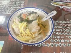 鲜肉馄饨-长人馄饨铺(解放街店)