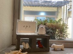-O.P.S. CAFE