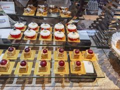 -半岛翡丽海鲜自助餐厅(观风亭店)