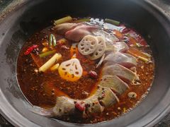 -忆乡情铁锅炖鱼饭店(延庆店)