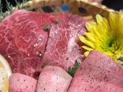 -山川小町·极番烧肉(新地假日广场店)