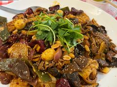 -拿渡·水煮鱼麻辣香锅(王府井奥莱·香江小镇店)