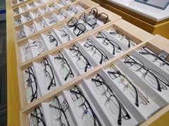 -鲸渝眼镜·浅目视光(春熙路店)