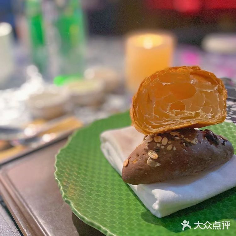 西安｜W酒店旁这家法国菜浪漫出圈[调皮]