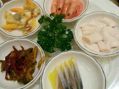 -青瓦餐厅·生鱼片·韩园烤肉(西塔店)