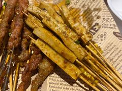 -老街烧烤大排档·地道湖北菜·龙虾馆(汉口火车站店)