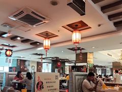 大堂-泉福居酱骨头自助广场(南大街商业步行街店)