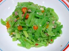 有机脆莴笋-聚鑫朋酸菜肥肠(文艺路口店)