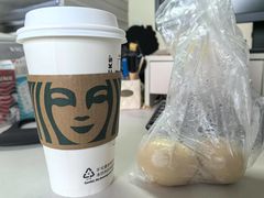 -星巴克(北京枫尚奥莱店)