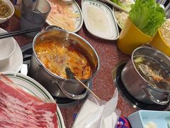 -四囍码头海鲜烧烤自助火锅(外滩南京东路悦荟广场店)