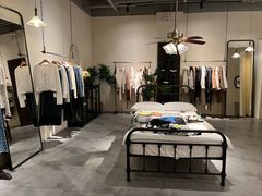 -丽达购物中心(崂山店)