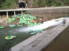 -雅鲁激流探险漂流