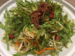 虫草花拌苦苣-吾味小厨(沈阳梅江店)