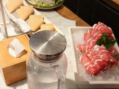 -尚尚仙·酸汤猪手·猪肚鸡火锅(华联万柳购物中心店)