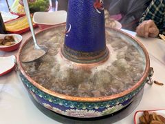 -毛辣果·贵州红酸汤牛肉火锅(西单店)