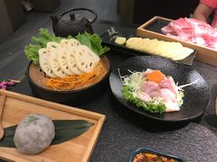 -湊湊火锅·茶憩(打浦桥日月光店)