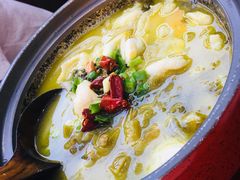 -周鱼小馆石锅酸菜鱼(活力汇店)