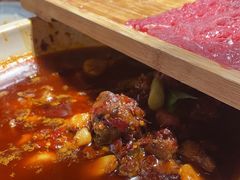 -野山舂·贵州现舂酸汤火锅(鸿通城店)