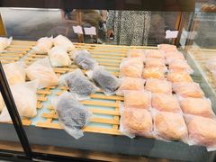 -奈雪的茶(湖滨银泰in77C区PRO店)