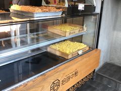 面包甜点陈列柜-拾味中点(泺文路店)