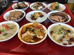 -蓝田九大碗民俗食府(蓝田店)