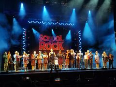 -交通银行前滩31演艺中心