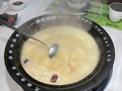 -洪氏嗨捞·广东猪肚鸡·椰子鸡火锅(西咸万象城店)