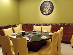 包厢-午月海鲜烧烤酒店(不老街店)