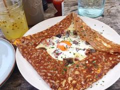 鸡蛋蘑菇熏肉荞麦可丽饼-RAC BAR(安福路店)