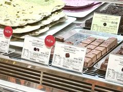 -VENCHI 闻绮(上海佛罗伦萨小镇店)