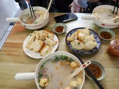 -胡记锅贴·沪上游子老鸭粉丝汤(太原路店)