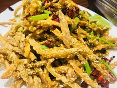 -董厨煨汤馆(车站路店)