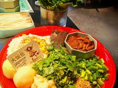 -蘸小院铁锅炖·蘸酱菜·东北菜(怀远门店)