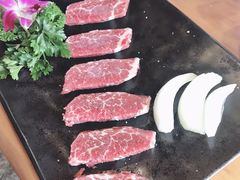 -唯成•韩国炭火烤肉 유성고기