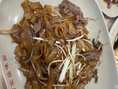 干炒牛肉河粉-百家鸡味馆(清泰店)
