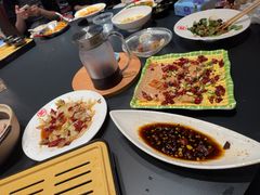 -肥肥虾庄·金牌油焖大虾(杨园滨江时代walk店)
