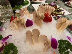 -香巴拉云南餐厅(华莱坞店)