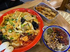 -文立新·秤盘麻辣烫(天通苑店)