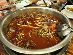 -重庆鱼美佳火锅(四川师大店)